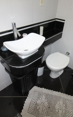 Casa para alugar com 110m², 2 quartos e 1 vagaBanheiro da Suíte 2