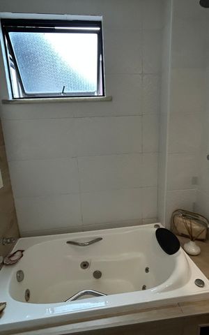 Apartamento à venda com 126m², 3 quartos e 2 vagasBanheiro da Suíte