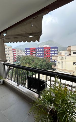 Apartamento à venda com 126m², 3 quartos e 2 vagasVaranda da Sala