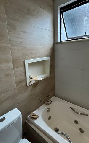 Apartamento à venda com 126m², 3 quartos e 2 vagasBanheiro da Suíte