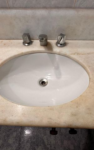 Apartamento à venda com 93m², 3 quartos e 2 vagasBanheiro da Suíte