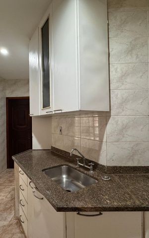 Apartamento à venda com 93m², 3 quartos e 2 vagasCozinha e Área de Serviço