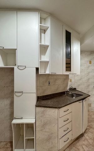 Apartamento à venda com 93m², 3 quartos e 2 vagasCozinha e Área de Serviço