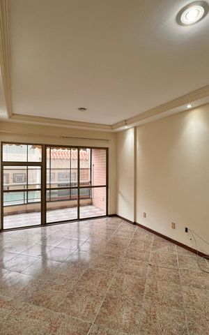 Apartamento à venda com 93m², 3 quartos e 2 vagasSala