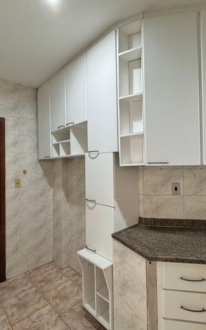 Apartamento à venda com 93m², 3 quartos e 2 vagasCozinha e Área de Serviço