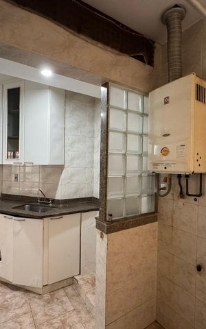 Apartamento à venda com 93m², 3 quartos e 2 vagasCozinha e Área de Serviço