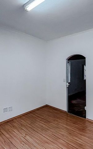 Casa para alugar com 500m², 5 quartos e 2 vagasQuarto 1