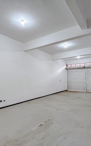 Casa para alugar com 500m², 5 quartos e 2 vagasSalão