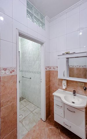 Casa para alugar com 500m², 5 quartos e 2 vagasBanheiro 1