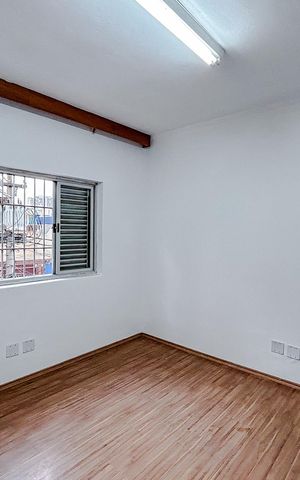 Casa para alugar com 500m², 5 quartos e 2 vagasQuarto 1