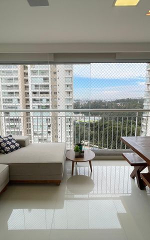 Apartamento à venda com 139m², 3 quartos e 2 vagas Apartamento à venda com 139m², 3 quartos e 2 vagasVaranda