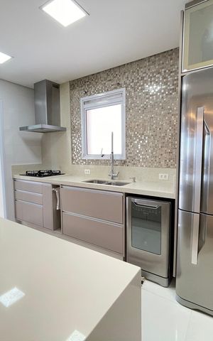 Apartamento à venda com 139m², 3 quartos e 2 vagas Apartamento à venda com 139m², 3 quartos e 2 vagasCozinha