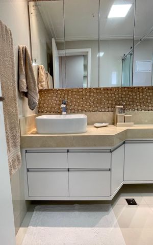 Apartamento à venda com 139m², 3 quartos e 2 vagas Apartamento à venda com 139m², 3 quartos e 2 vagasBanheiro 1