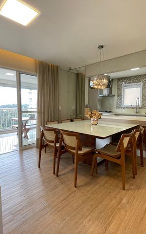 Apartamento à venda com 139m², 3 quartos e 2 vagas Apartamento à venda com 139m², 3 quartos e 2 vagasSala