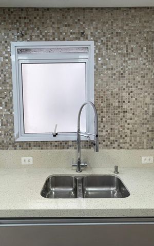 Apartamento à venda com 139m², 3 quartos e 2 vagas Apartamento à venda com 139m², 3 quartos e 2 vagasCozinha