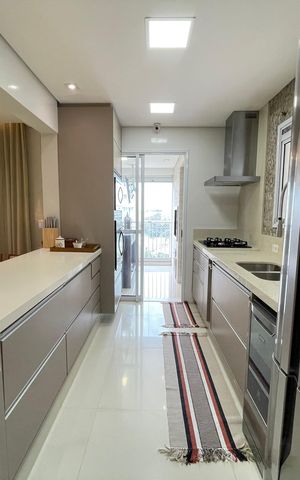Apartamento à venda com 139m², 3 quartos e 2 vagas Apartamento à venda com 139m², 3 quartos e 2 vagasCozinha