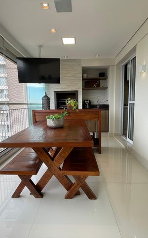 Apartamento à venda com 139m², 3 quartos e 2 vagas Apartamento à venda com 139m², 3 quartos e 2 vagasVaranda