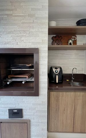 Apartamento à venda com 139m², 3 quartos e 2 vagas Apartamento à venda com 139m², 3 quartos e 2 vagasVaranda