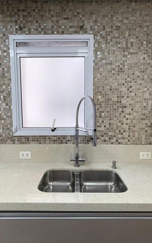 Apartamento à venda com 139m², 3 quartos e 2 vagas Apartamento à venda com 139m², 3 quartos e 2 vagasCozinha