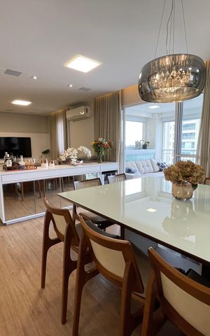 Apartamento à venda com 139m², 3 quartos e 2 vagas Apartamento à venda com 139m², 3 quartos e 2 vagasSala