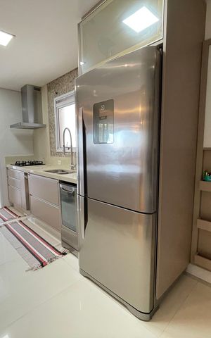Apartamento à venda com 139m², 3 quartos e 2 vagas Apartamento à venda com 139m², 3 quartos e 2 vagasCozinha