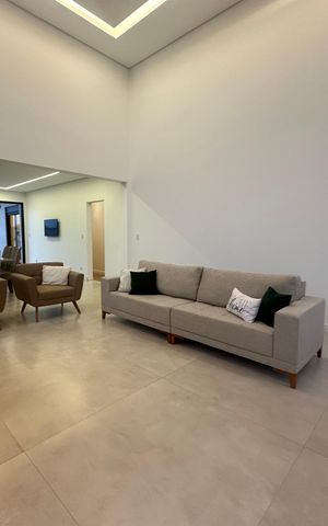 Casa de condomínio à venda com 196m², 3 quartos e 4 vagas Casa de condomínio à venda com 196m², 3 quartos e 4 vagasSala