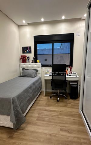 Casa de condomínio à venda com 196m², 3 quartos e 4 vagas Casa de condomínio à venda com 196m², 3 quartos e 4 vagasSuíte 1