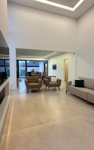 Casa de condomínio à venda com 196m², 3 quartos e 4 vagas Casa de condomínio à venda com 196m², 3 quartos e 4 vagasSala