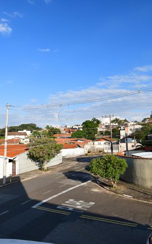 Casa à venda com 240m², 3 quartos e 4 vagasQuarto 2 - Vista