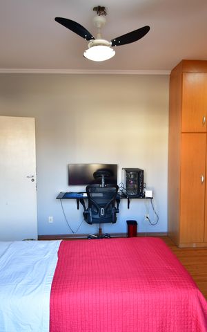 Casa à venda com 240m², 3 quartos e 4 vagasQuarto 2