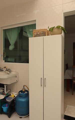 Casa à venda com 1000m², 4 quartos e 2 vagasÁrea de Serviço