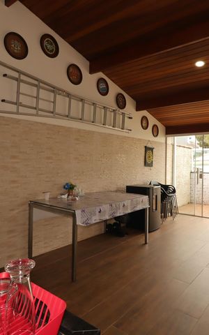 Casa à venda com 1000m², 4 quartos e 2 vagasÁrea Gourmet