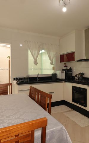 Casa à venda com 1000m², 4 quartos e 2 vagasCozinha