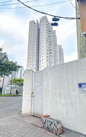 Apartamento para alugar com 102m², 3 quartos e 2 vagasFachada com Plaquinha