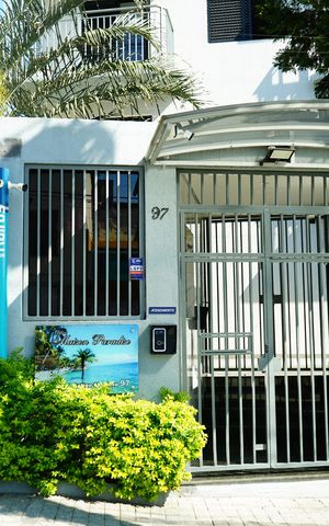 Apartamento para alugar com 180m², 3 quartos e 3 vagasFachada