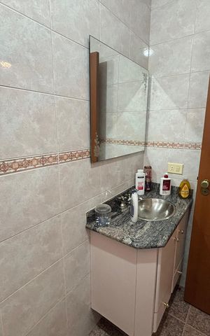 Casa à venda com 280m², 3 quartos e 4 vagas Casa à venda com 280m², 3 quartos e 4 vagasBanheiro