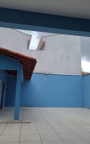 Casa à venda com 280m², 3 quartos e 4 vagas Casa à venda com 280m², 3 quartos e 4 vagasQuintal