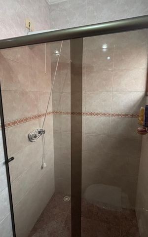 Casa à venda com 280m², 3 quartos e 4 vagas Casa à venda com 280m², 3 quartos e 4 vagasBanheiro