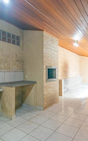 Casa à venda com 90m², 2 quartos e 2 vagas Casa à venda com 90m², 2 quartos e 2 vagasVaranda