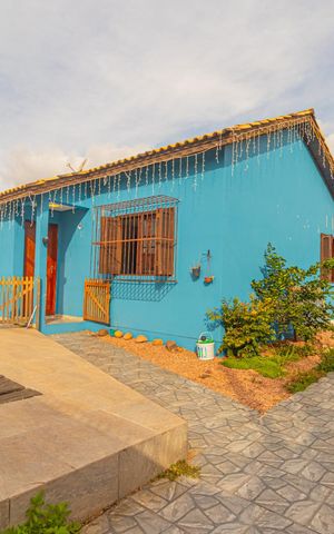 Casa à venda com 90m², 2 quartos e 2 vagas Casa à venda com 90m², 2 quartos e 2 vagasÁrea externa/garagem
