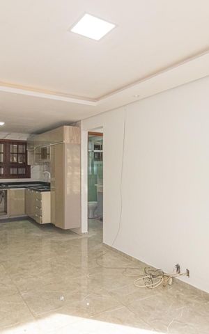 Casa à venda com 90m², 2 quartos e 2 vagas Casa à venda com 90m², 2 quartos e 2 vagasSala/Cozinha