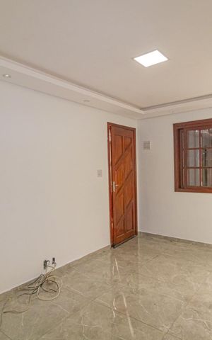 Casa à venda com 90m², 2 quartos e 2 vagas Casa à venda com 90m², 2 quartos e 2 vagasSala/Cozinha