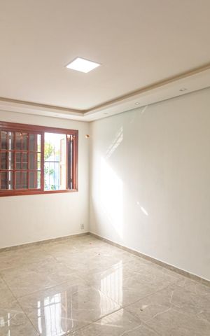 Casa à venda com 90m², 2 quartos e 2 vagas Casa à venda com 90m², 2 quartos e 2 vagasSala/Cozinha