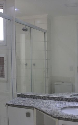 Apartamento à venda com 116m², 4 quartos e 2 vagasBanheiro social
