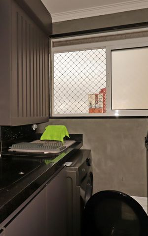 Apartamento à venda com 94m², 2 quartos e 2 vagasÁrea de Serviço