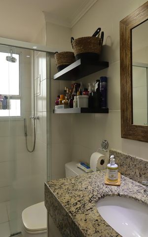 Apartamento à venda com 94m², 2 quartos e 2 vagasBanheiro da Suíte