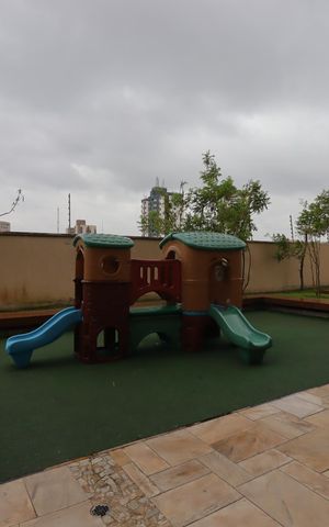 Apartamento à venda com 94m², 2 quartos e 2 vagasÁrea Comum - Playground 1