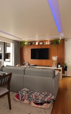 Apartamento à venda com 94m², 2 quartos e 2 vagasSala