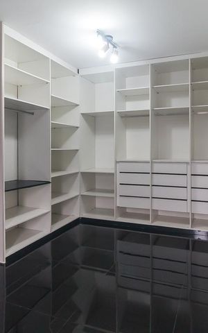 Casa para alugar com 400m², 5 quartos e 4 vagas Casa para alugar com 400m², 5 quartos e 4 vagasQuarto 1 Edícula