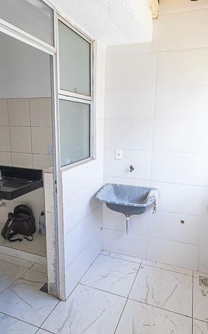 Casa de condomínio à venda com 80m², 2 quartos e 1 vaga Casa de condomínio à venda com 80m², 2 quartos e 1 vagaArea de serviço